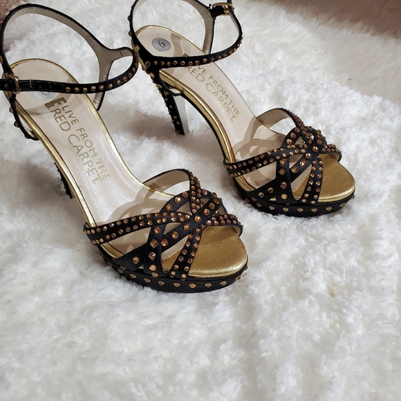 Sandals - Picture 2 of 2